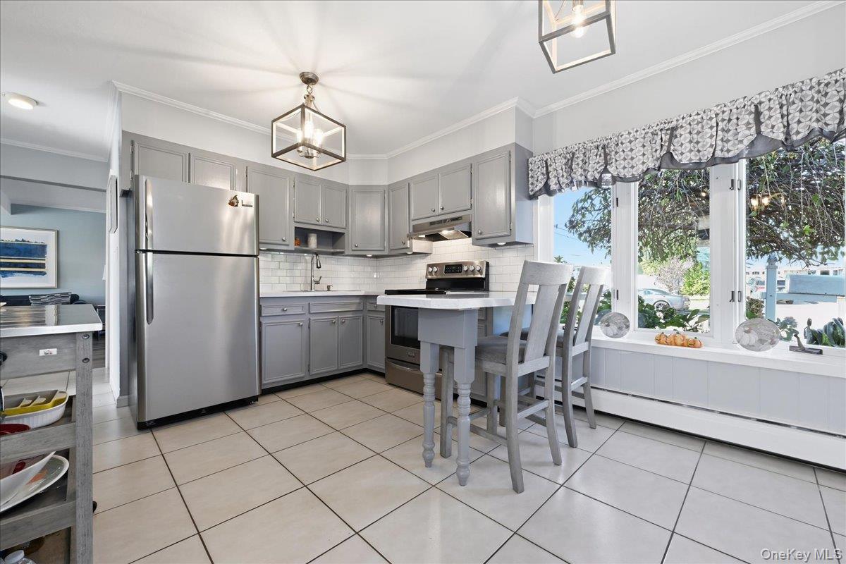 5 Thistle Lane