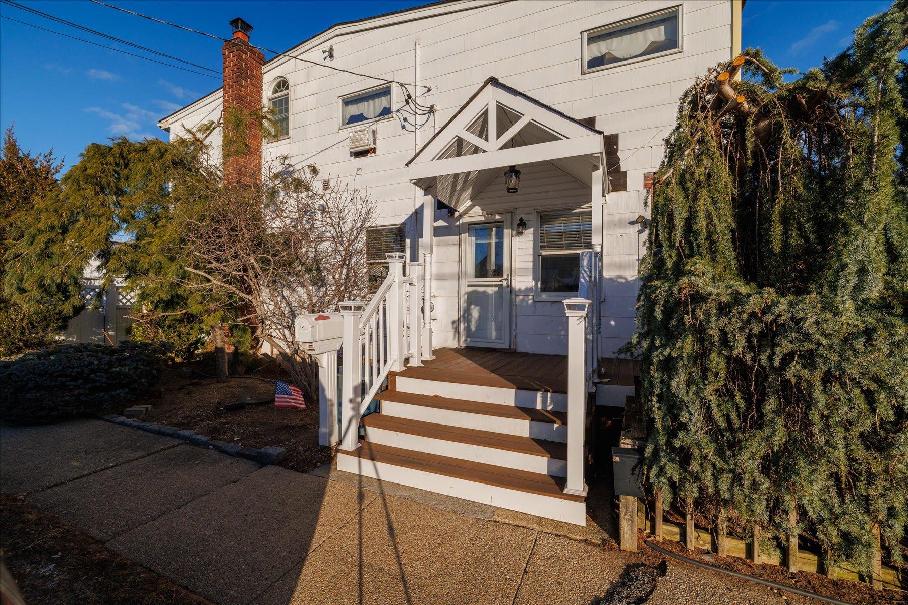 38 Grant Avenue #A, Bethpage, New York image 3