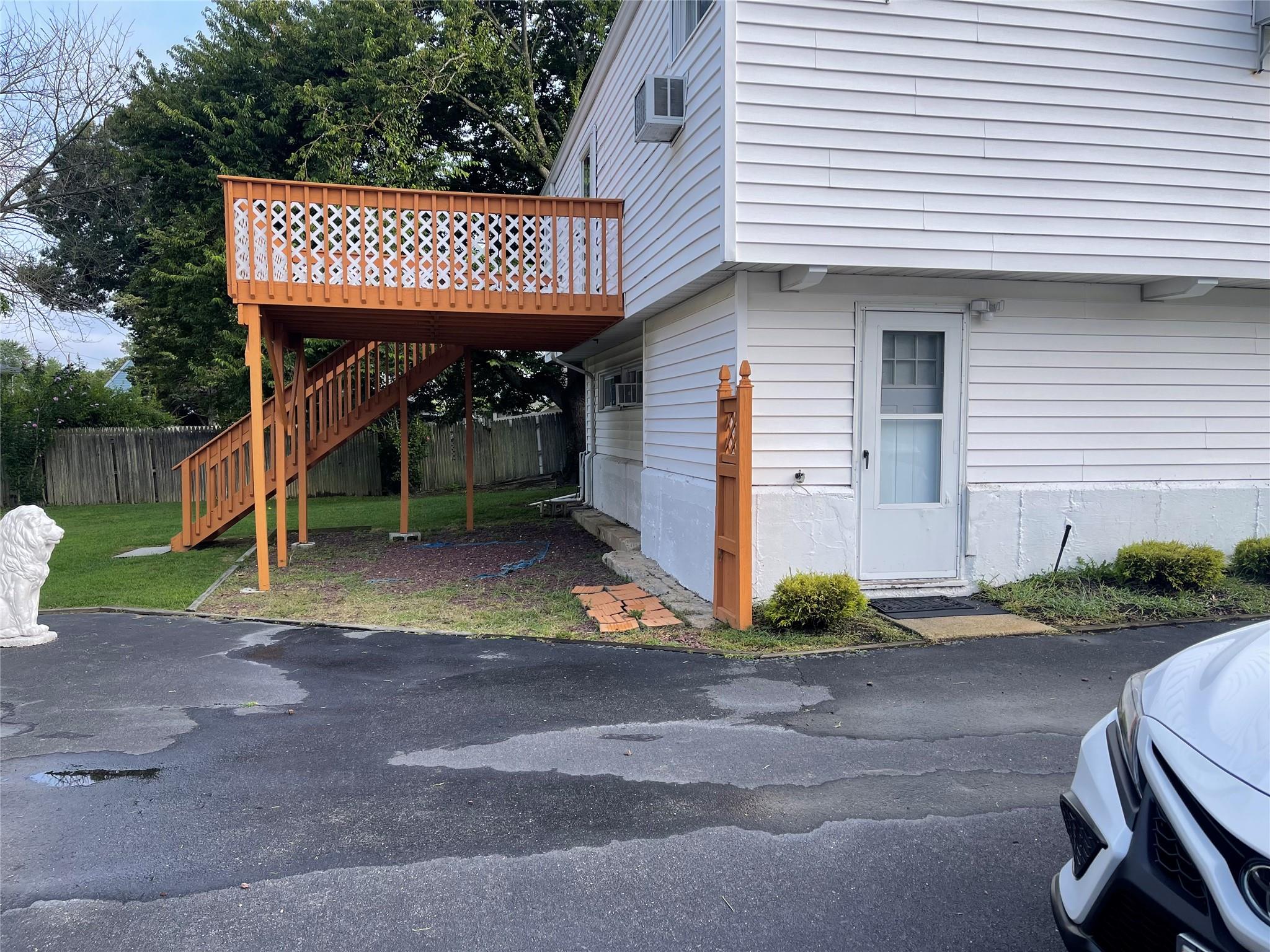 22 Salem Lane, Selden, New York image 17