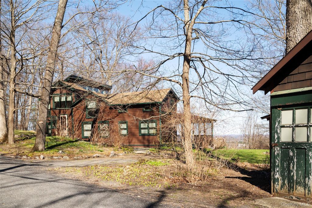 Photo of 226 Burroughs Drive, West Park, NY 12493 (MLS # 915482)