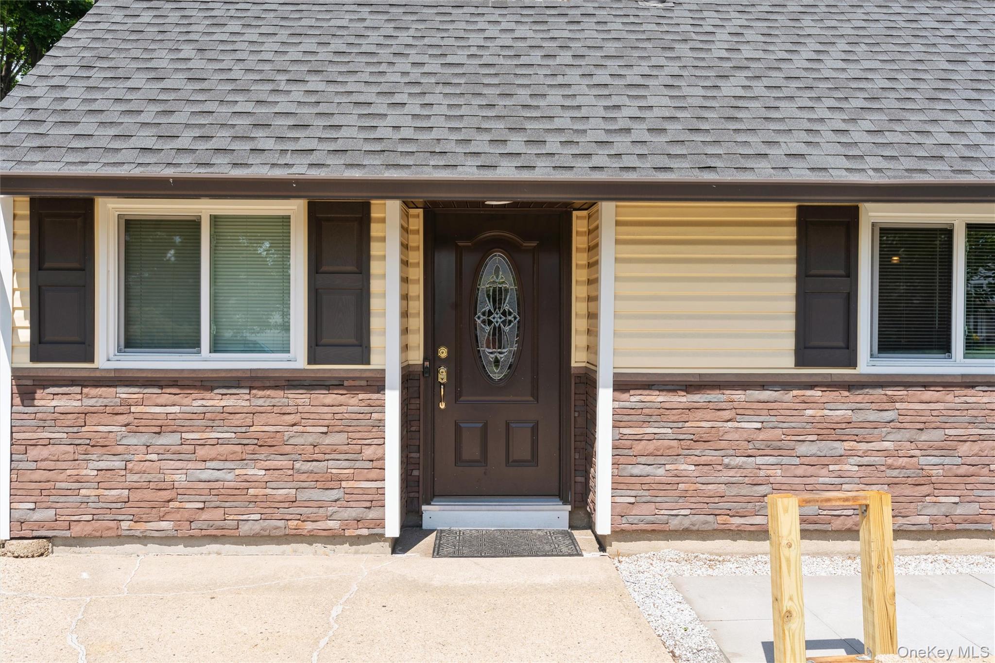 83 Brittle Lane