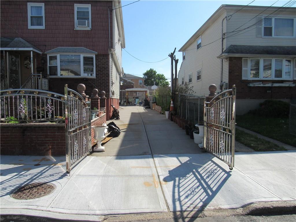 115-54 158TH St