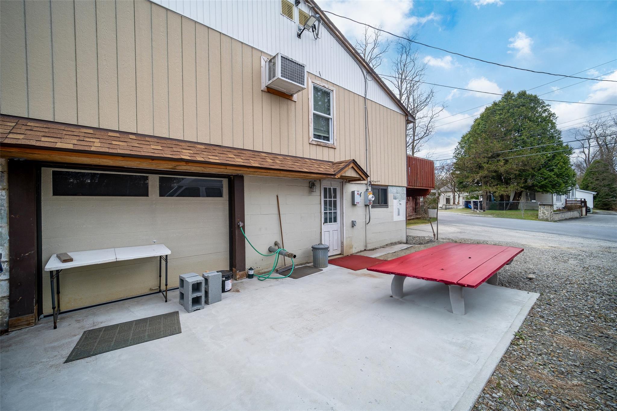 30 Lake Ellis Road