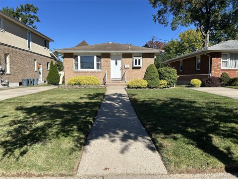 61 Natick Street Staten Island NY 10306