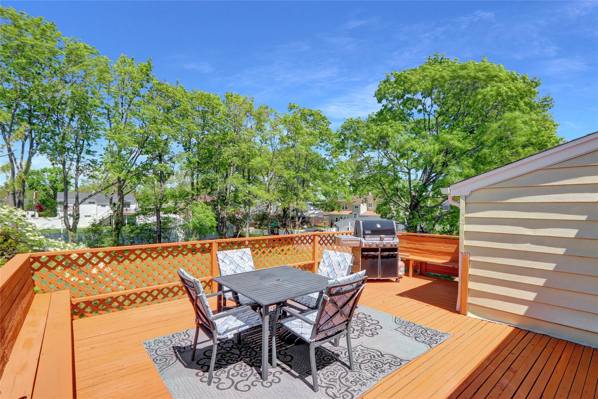 109 Harrisburg Street, Bay Shore, New York image 27
