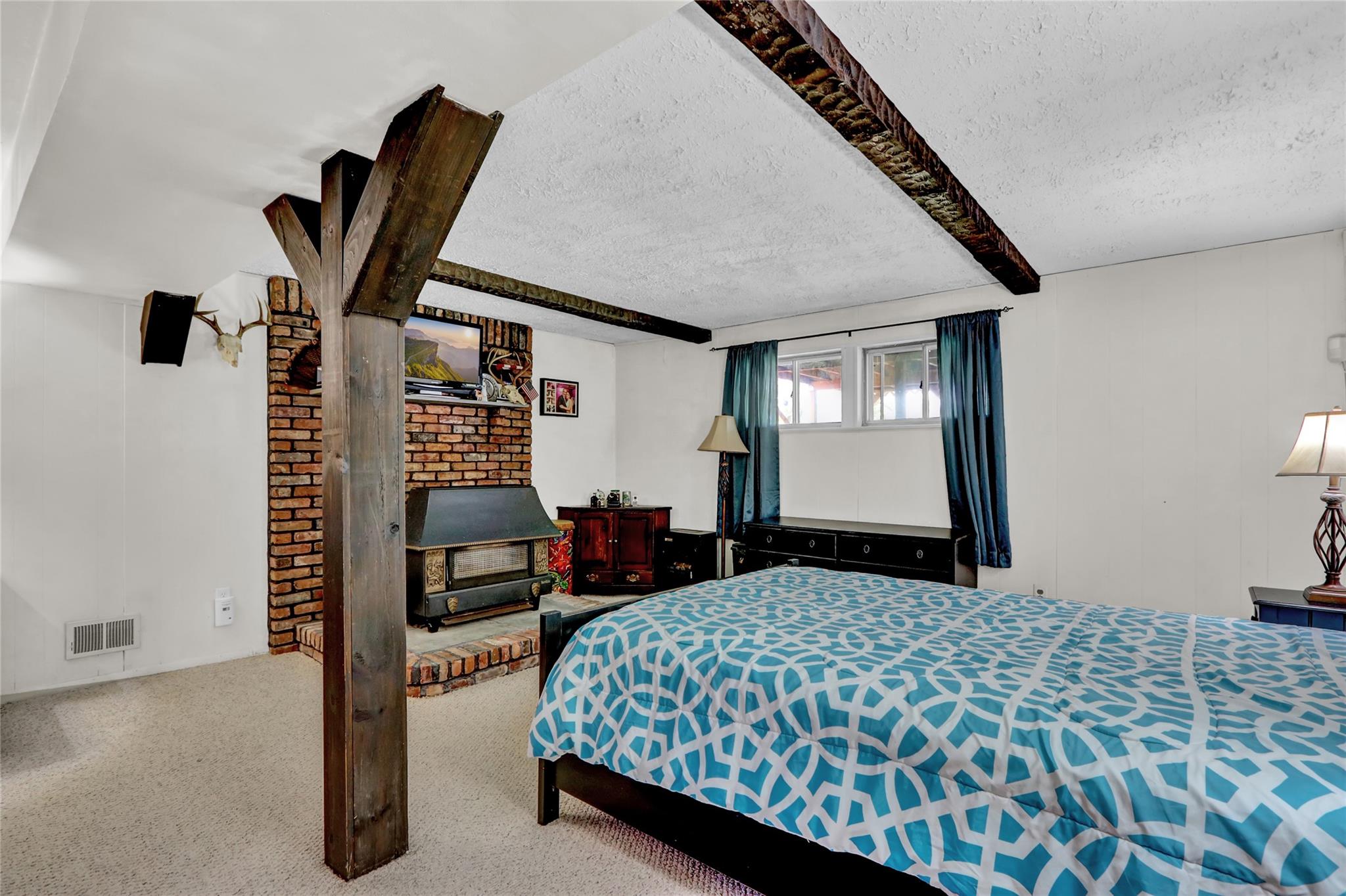 109 Harrisburg Street, Bay Shore, New York image 23
