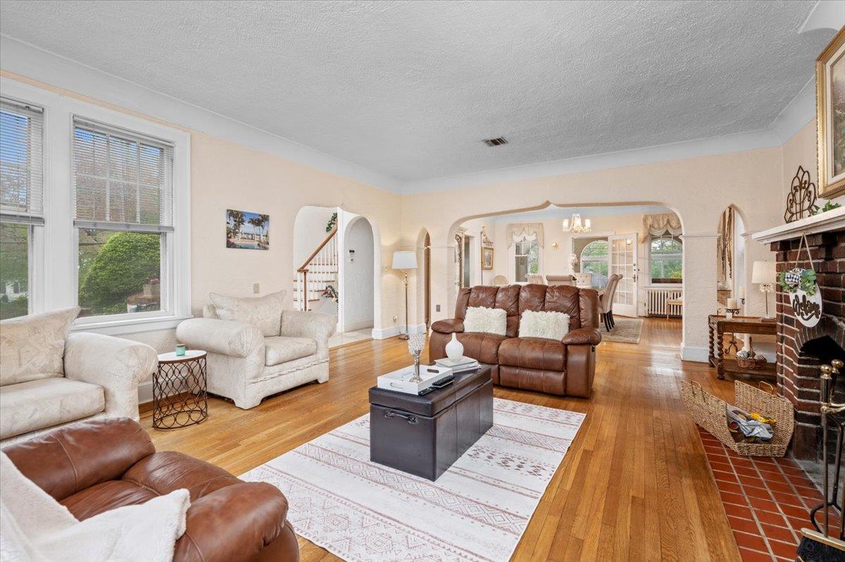 1243 Raleigh Road, Mamaroneck, New York image 11