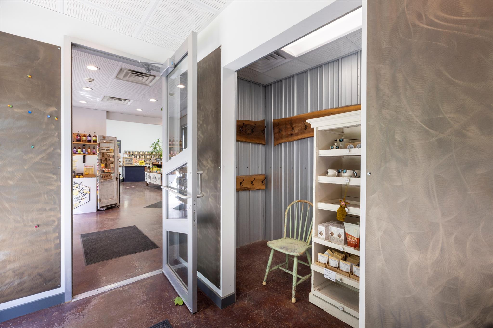 Saugerties, New York 12477, United States, ,Commercial,Active,161314