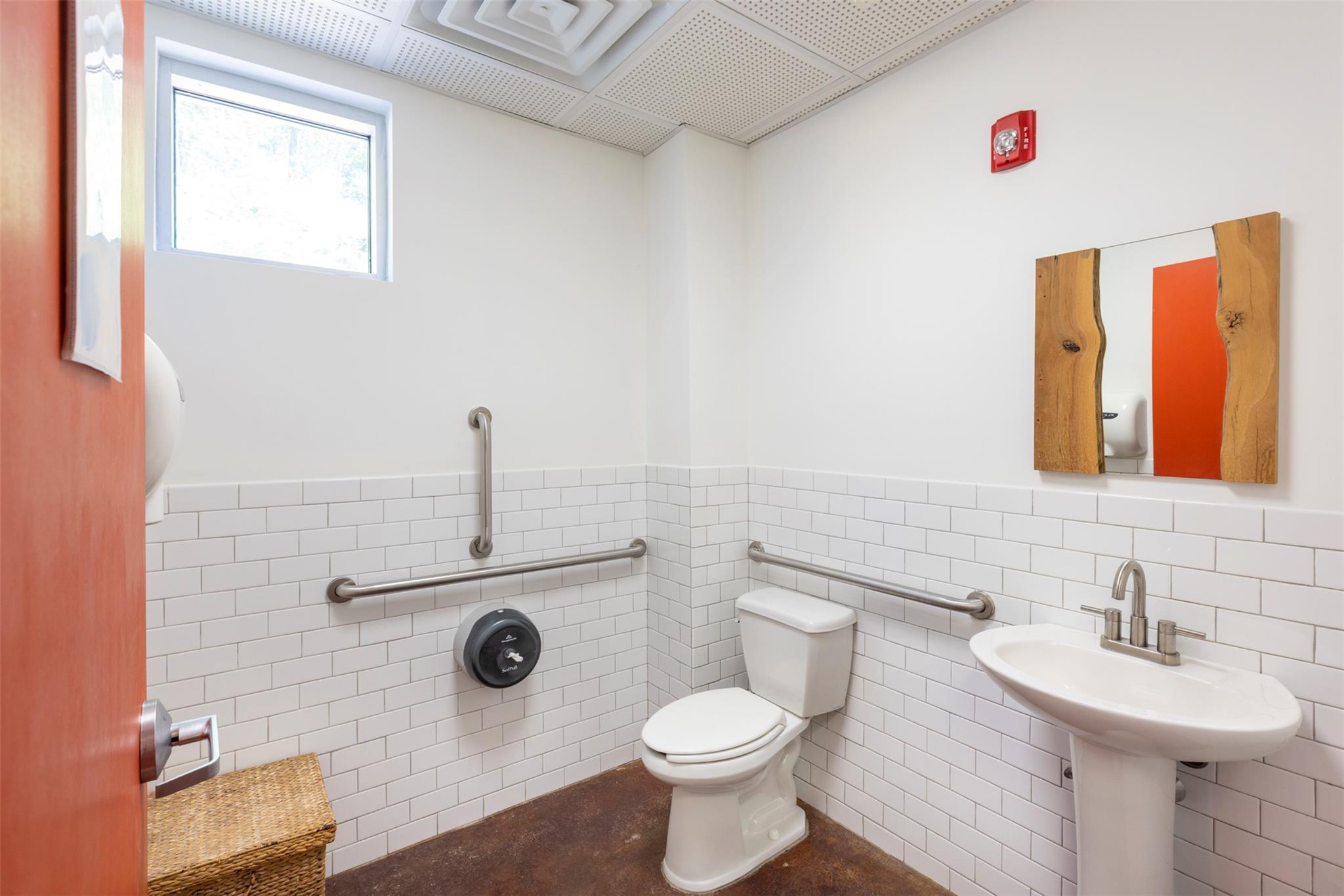 Saugerties, New York 12477, United States, ,Commercial,Active,161314