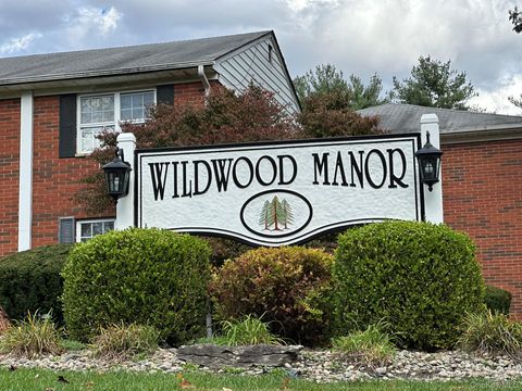 Photo of 5 Wildwood Drive #16D, Wappingers Falls, NY 12590 (MLS # 926291) Photo of 5 Wildwood Drive #16D, Wappingers Falls, NY 12590 (MLS # 926291)
