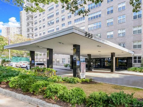 Homes For Sale - 555 Kappock Street #16K<br/> Bronx, NY 10463