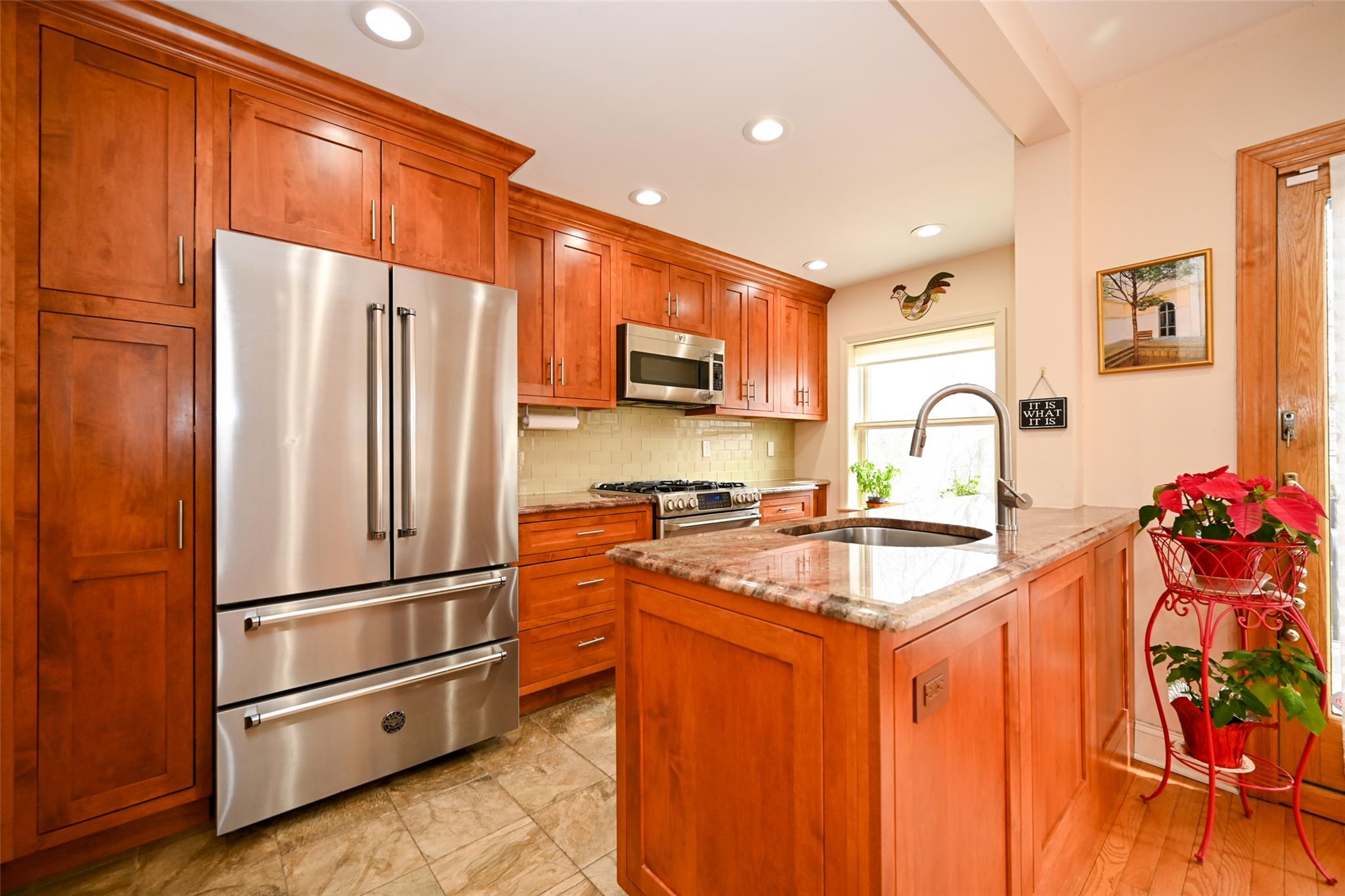 70-37 175 Street, Fresh Meadows, New York image 11