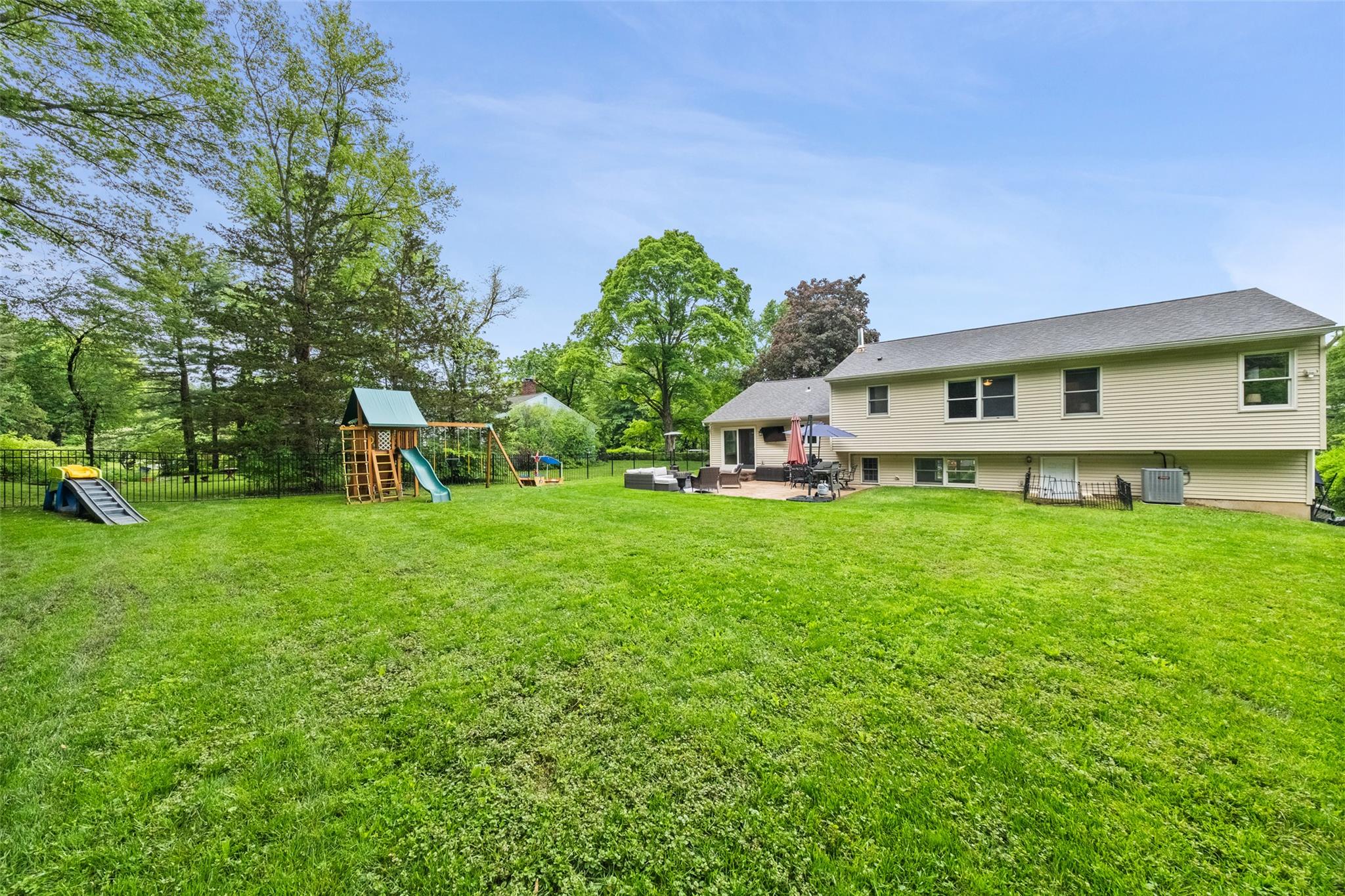 3 Westview Drive, Poughkeepsie, New York image 33