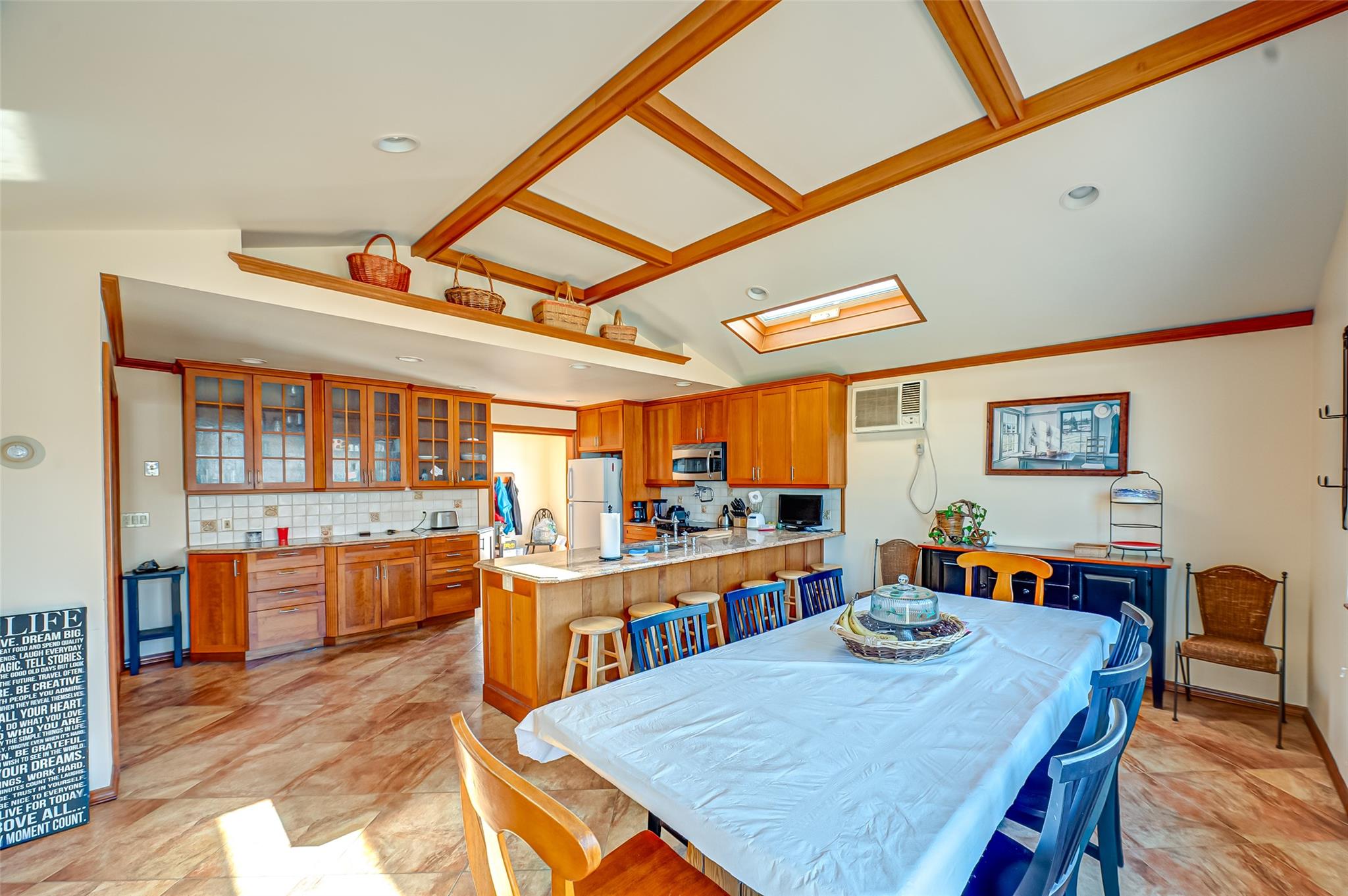 34 Mead Avenue, Hicksville, New York image 20