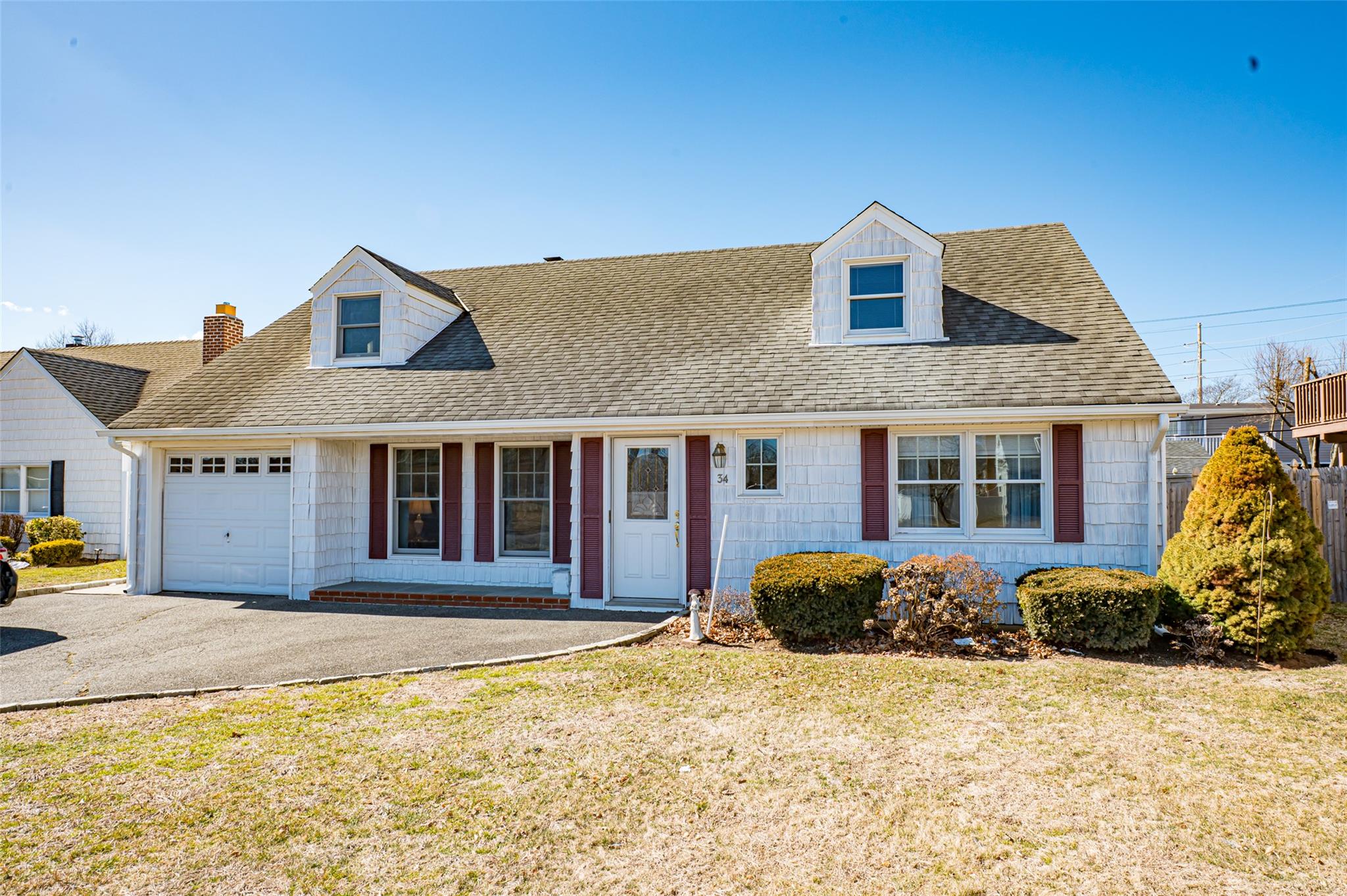 34 Mead Avenue, Hicksville, New York image 29