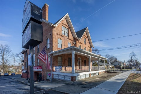 Apartment For Rent - 74 North Street #7<br/> Newburgh, NY 12550