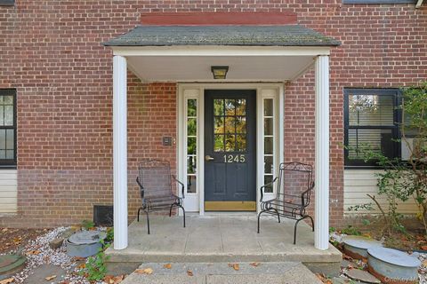 Photo of 1245 California Road #b23, Eastchester, NY 10709 (MLS # 928813)