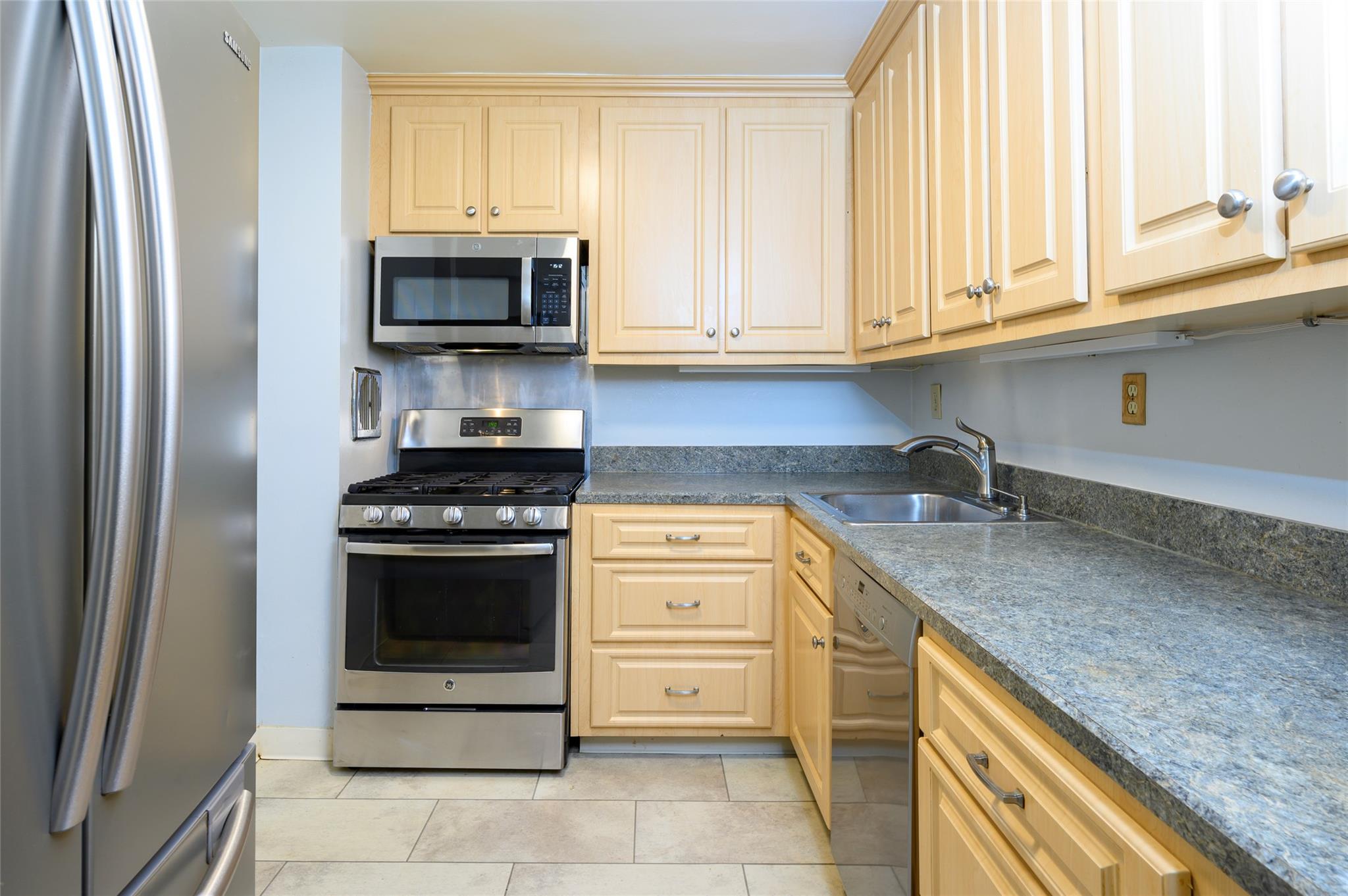14 Westview Avenue #412, Tuckahoe, New York image 4