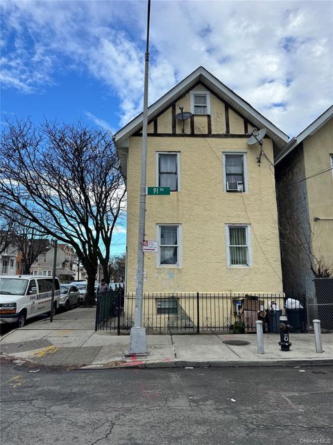 Multifamily For Sale - 13827 91st Avenue<br/> Jamaica, NY 11435