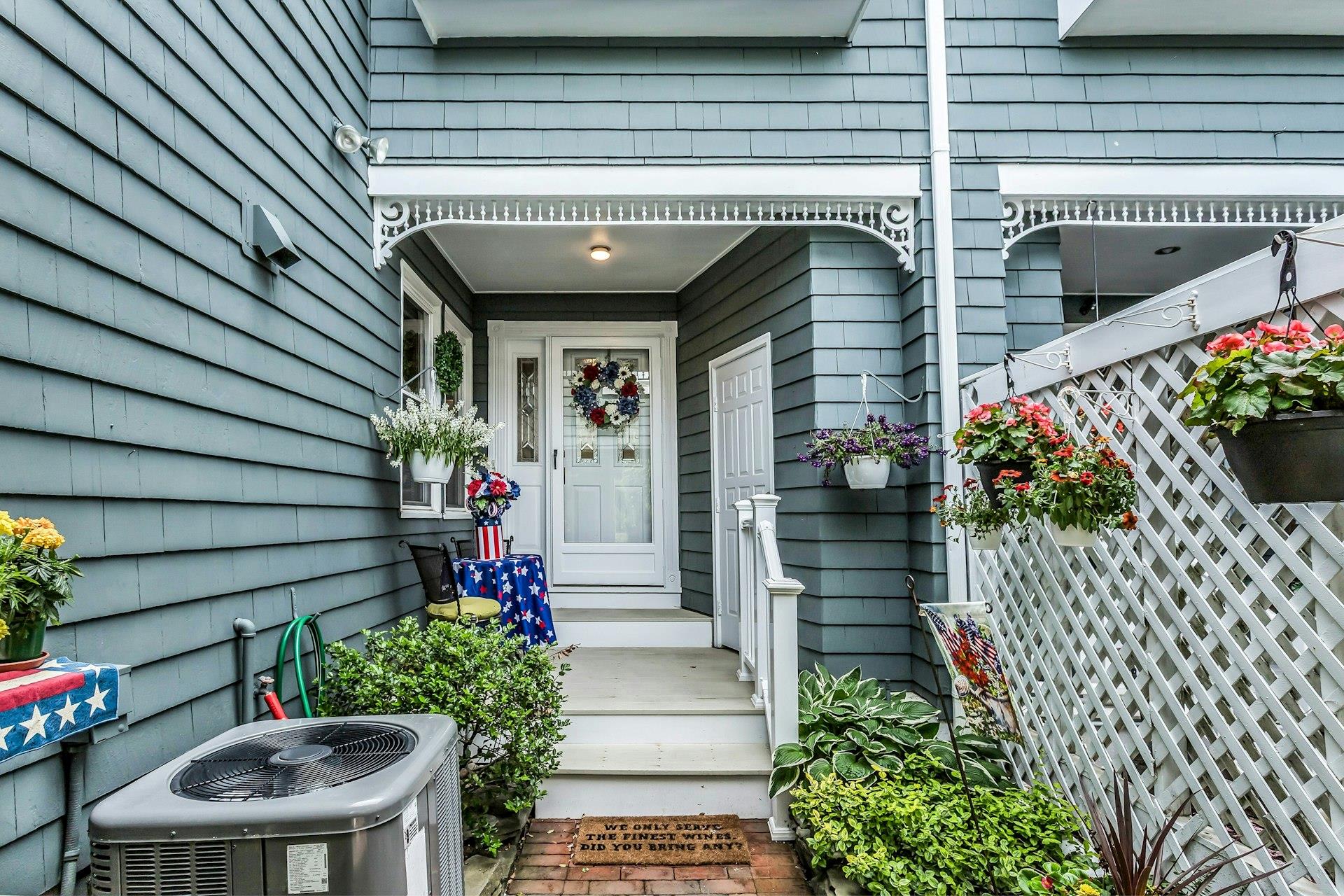 4 Victoria Drive, Amityville, New York image 3