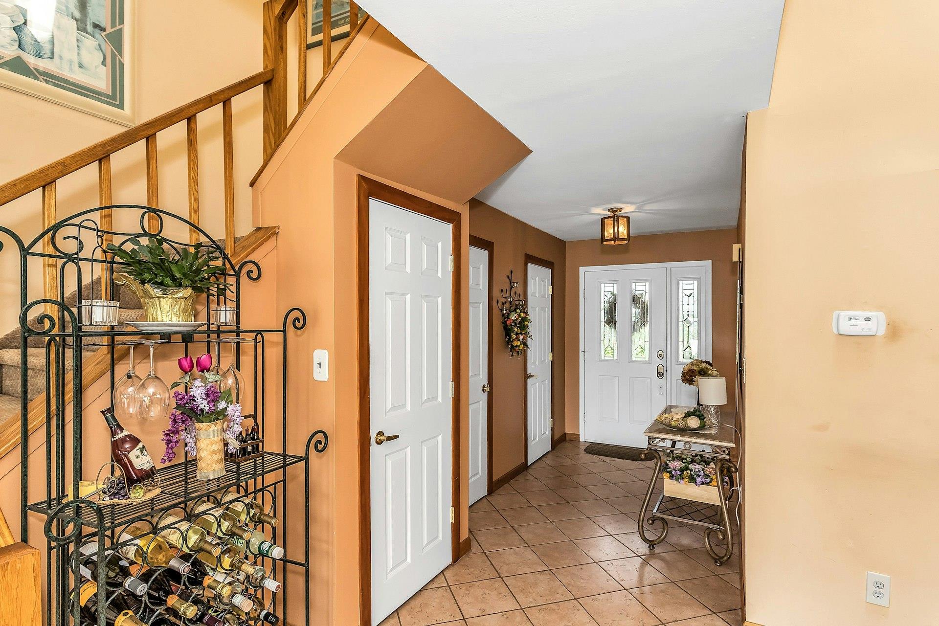 4 Victoria Drive, Amityville, New York image 4