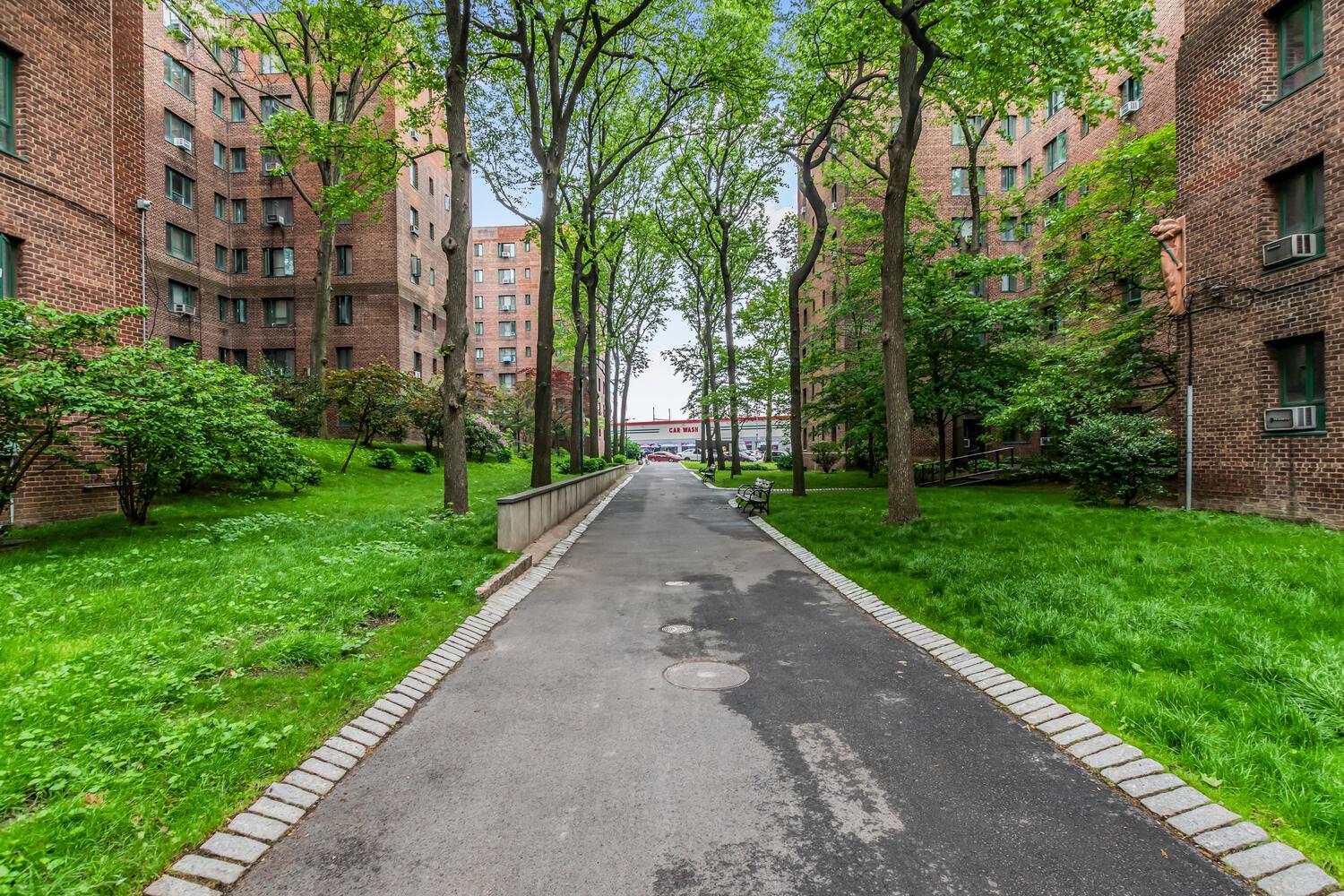 1940 E Tremont Avenue #4H, Bronx, New York image 13