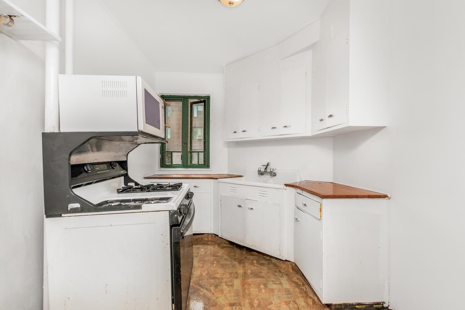 1940 E Tremont Avenue #4H, Bronx, New York image 3