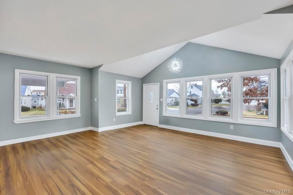 Photo of 17 Sapir Street, Valley Stream, NY 11580 (MLS # 953895)