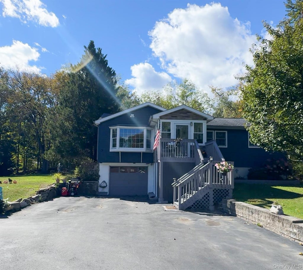 Photo of 311 Howells Road, Middletown, NY 10940 (MLS # 1056653)
