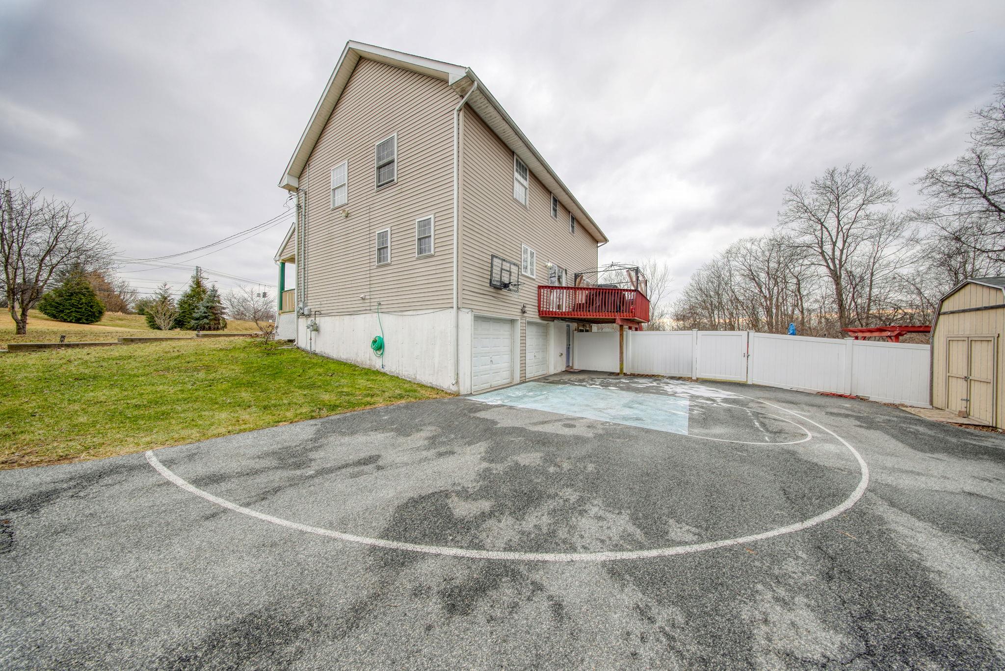 525 Silver Lake Scotchtown Road, Middletown, New York image 3