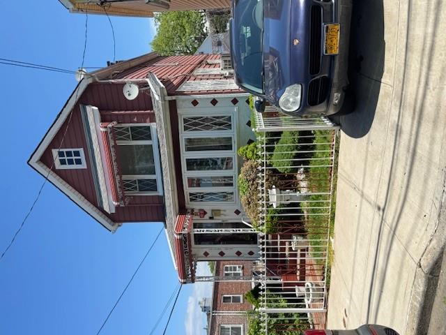Property for Sale at 168th Street, Jamaica, Queens, NY - Bedrooms: 3 
Bathrooms: 1 
Rooms: 7  - $700,000
