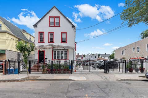 Homes For Rent - 8713 135th Street #3<br/> Kew Gardens, NY 11418