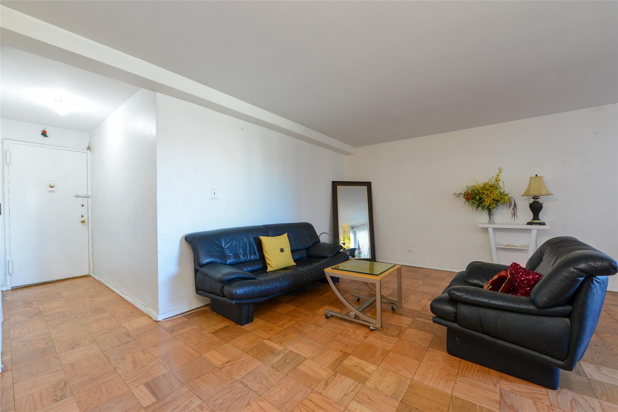 61-20 Grand Central Parkway #B 508, Forest Hills, New York image 4