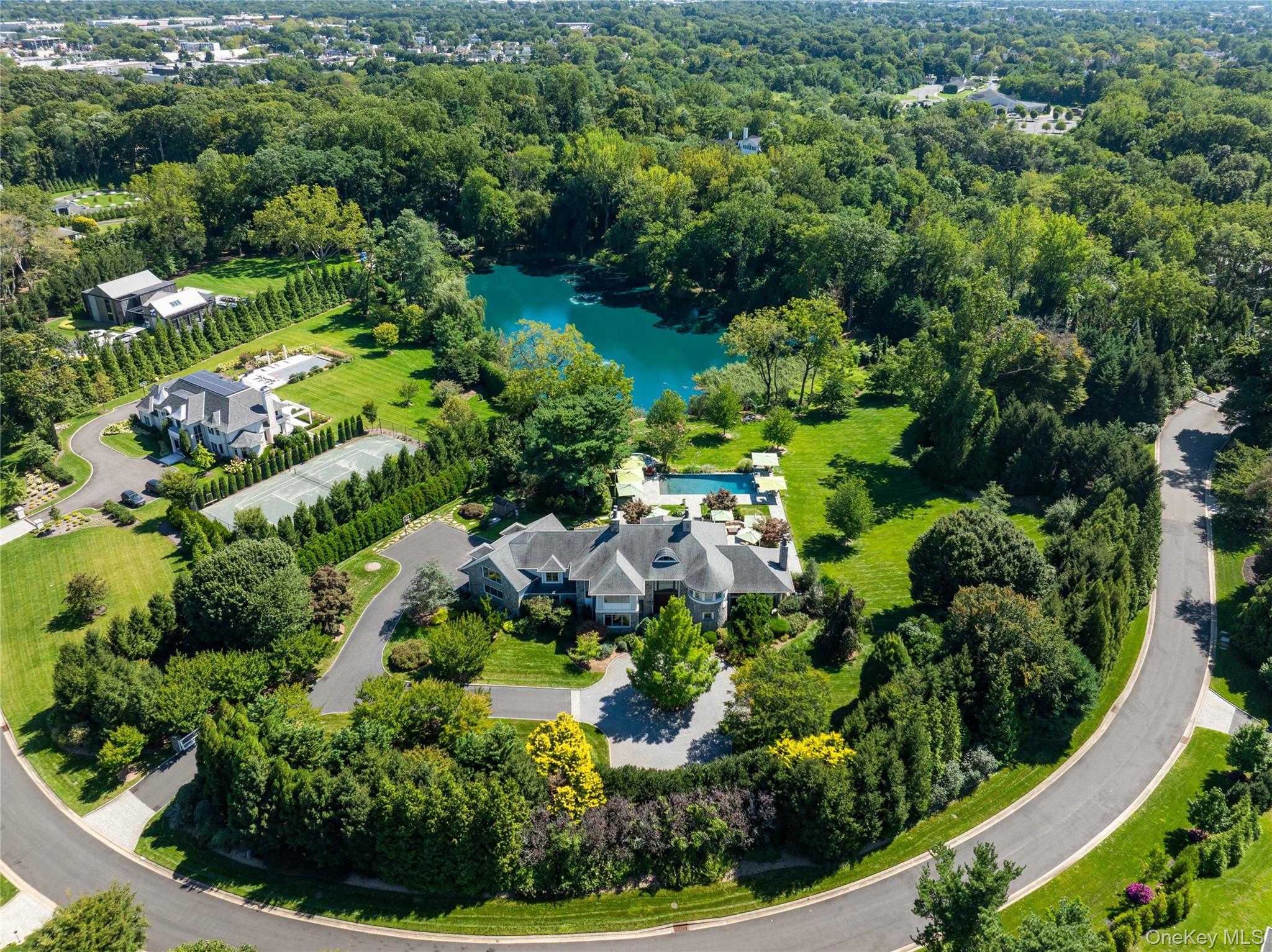1 Hidden Pond Drive