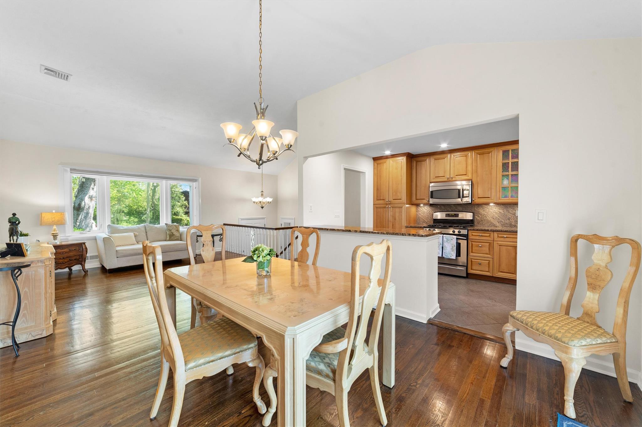 14 Skywood Court, Yonkers, New York image 11