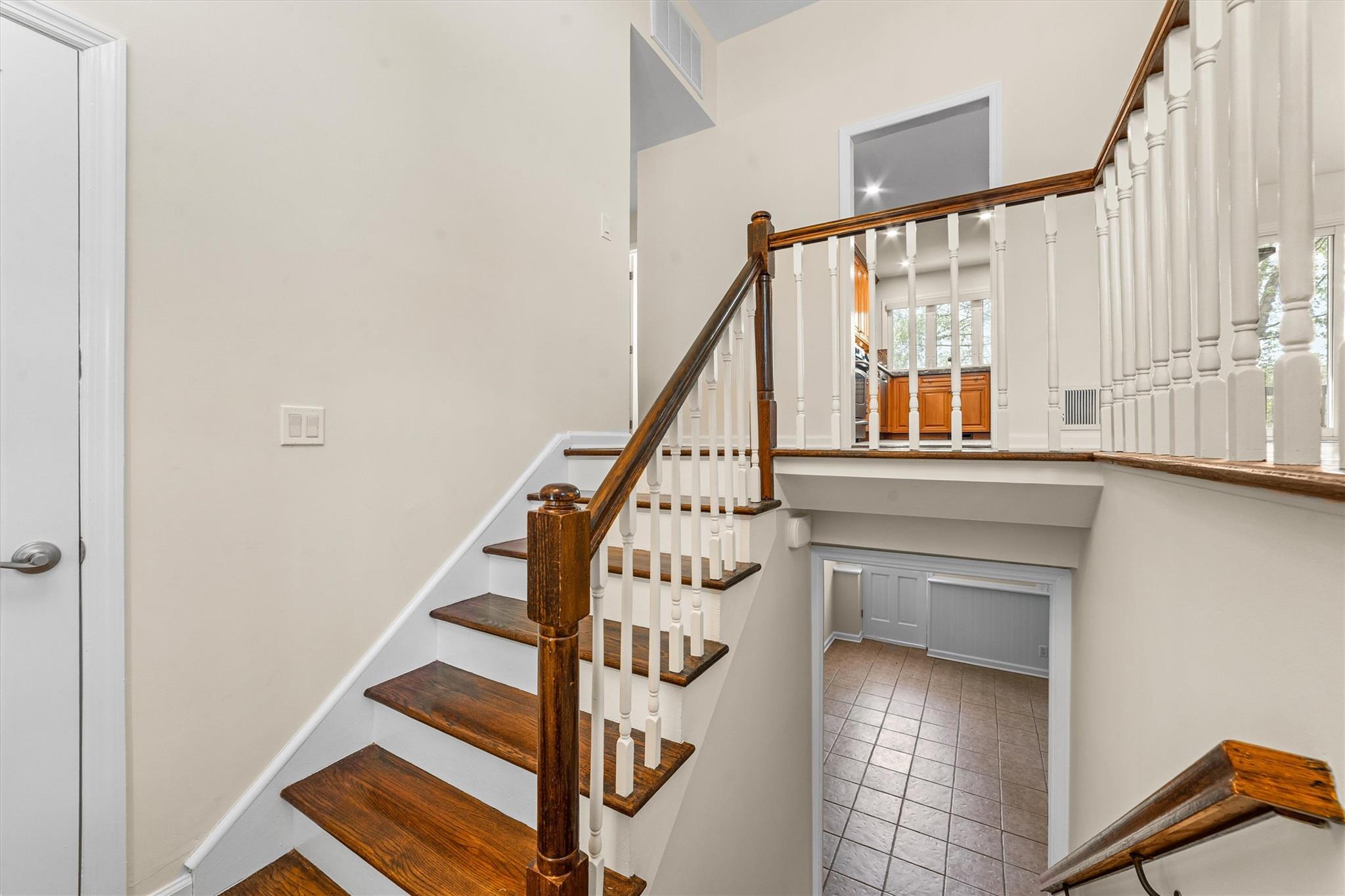 14 Skywood Court, Yonkers, New York image 21