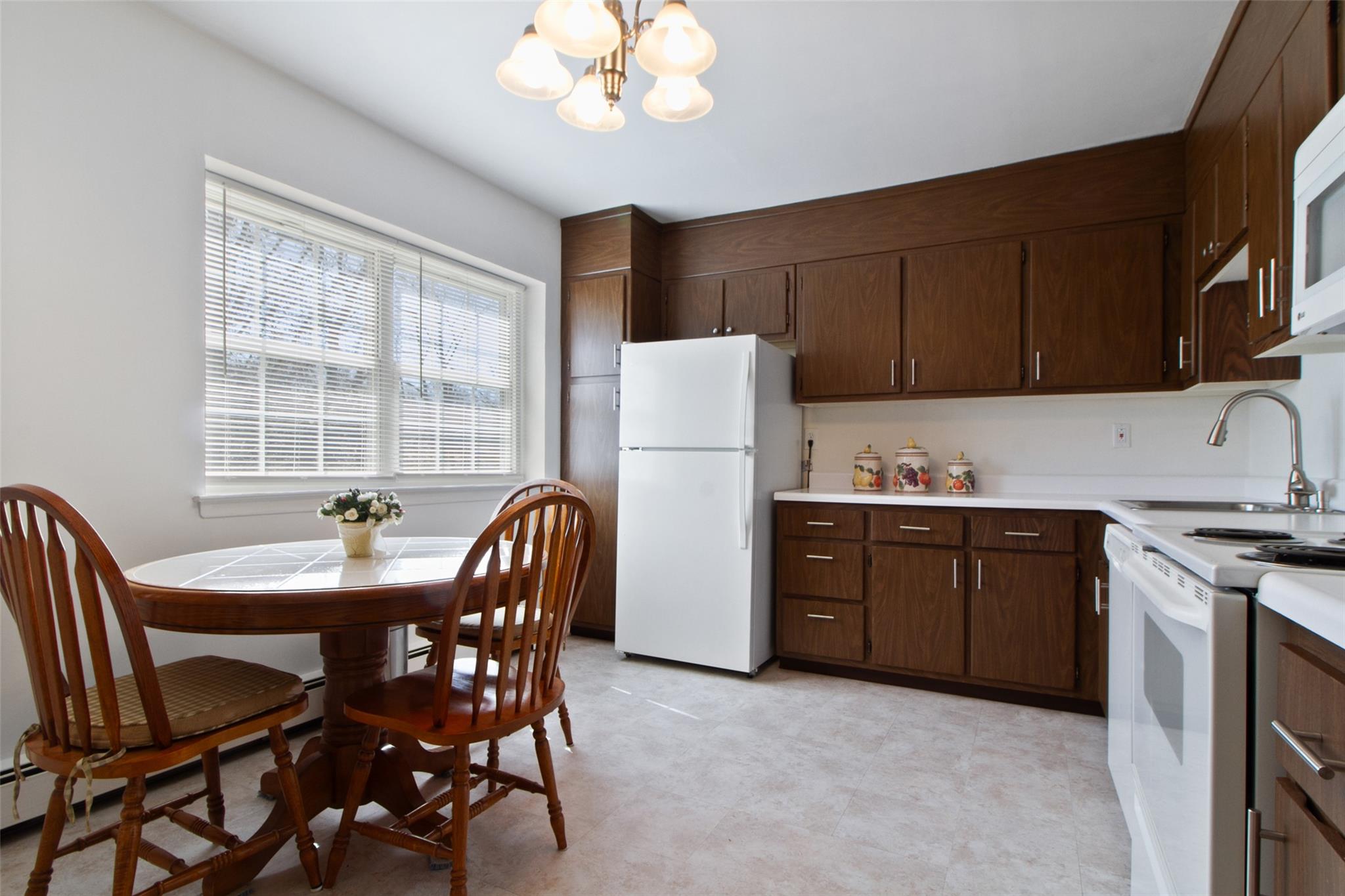 1840 Crompond Road #7-D6, Peekskill, New York image 7