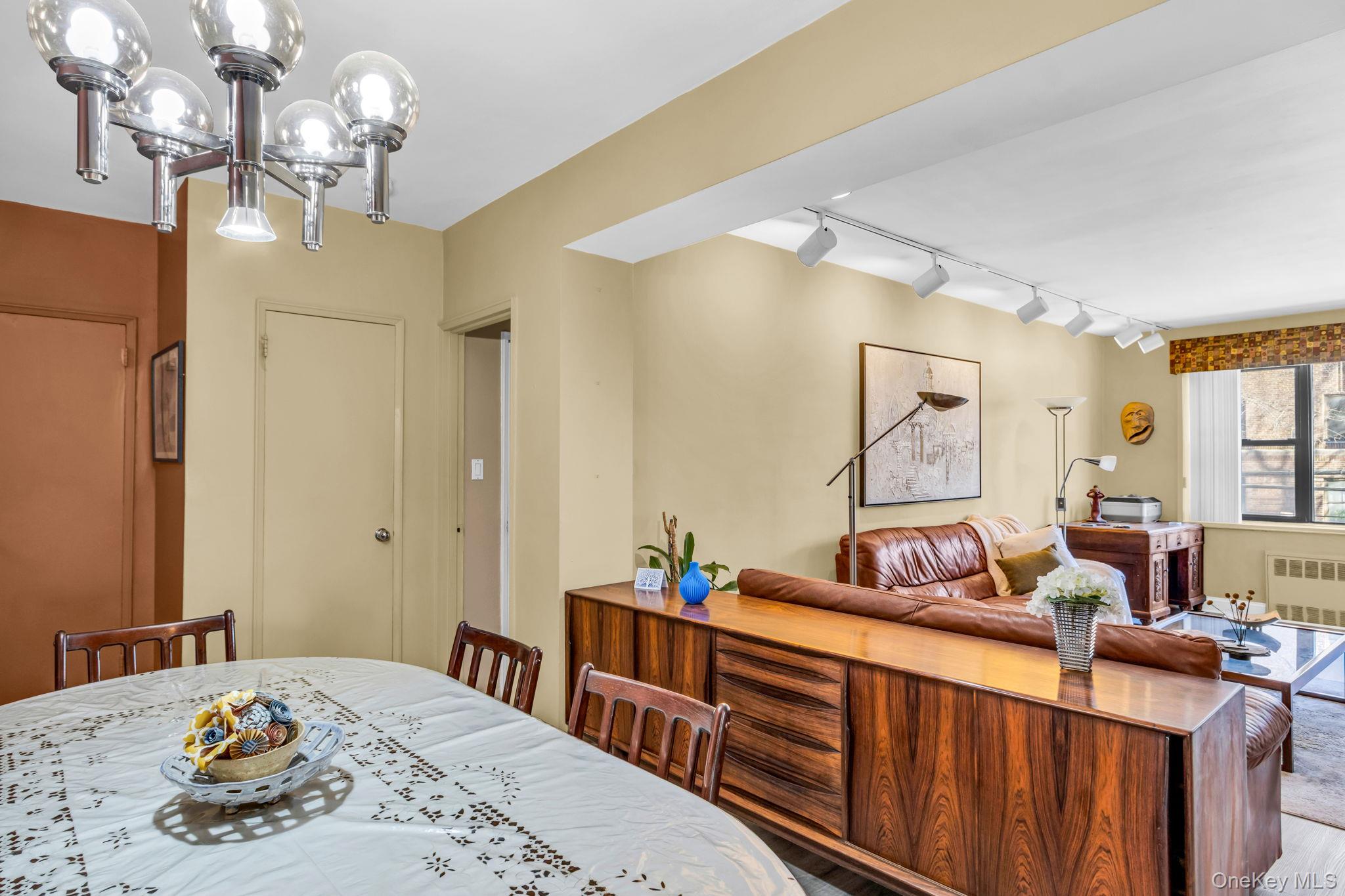 3601 Johnson Avenue 1C