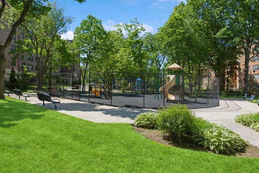 18-50 211th Street #2D, Bayside, New York image 35
