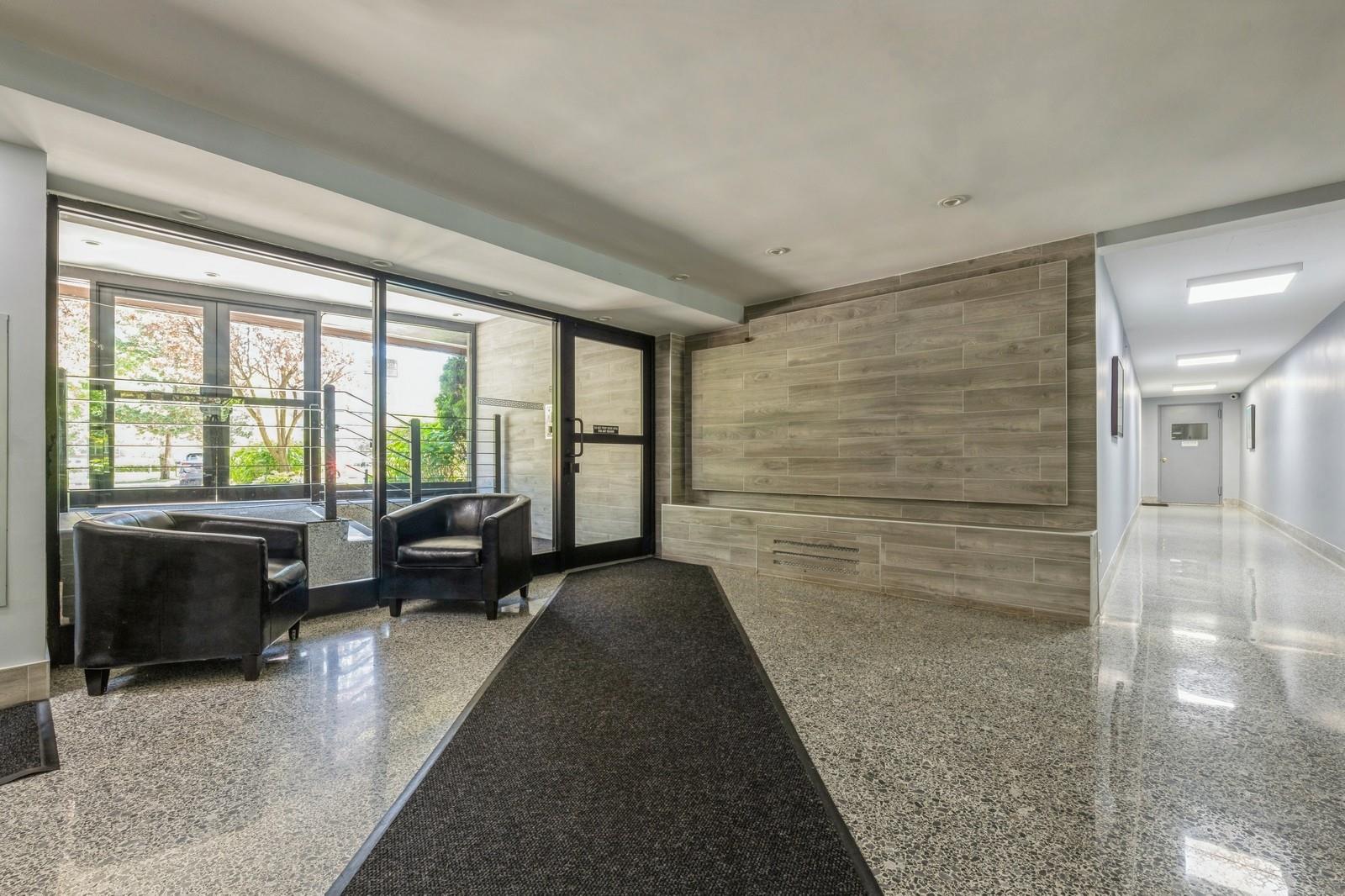 18-50 211th Street #2D, Bayside, New York image 4