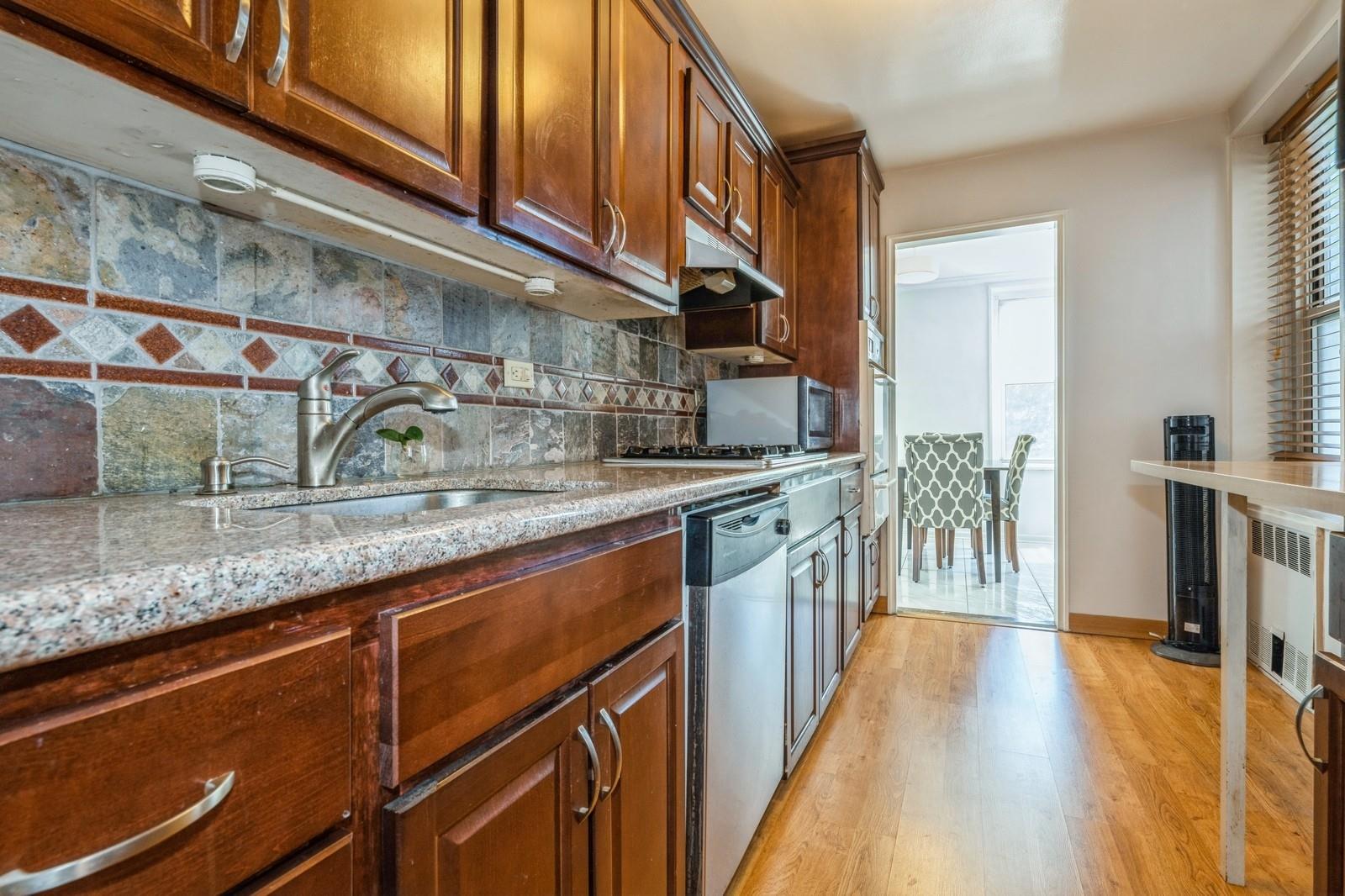 18-50 211th Street #2D, Bayside, New York image 19