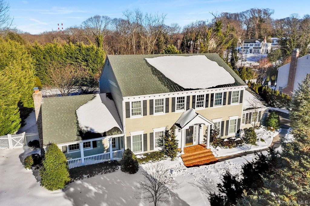 Photo of 3 Ada Lane, Setauket, NY 11733 (MLS # 960208)