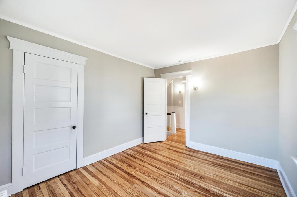 215 Jayne Avenue, Patchogue, New York image 31