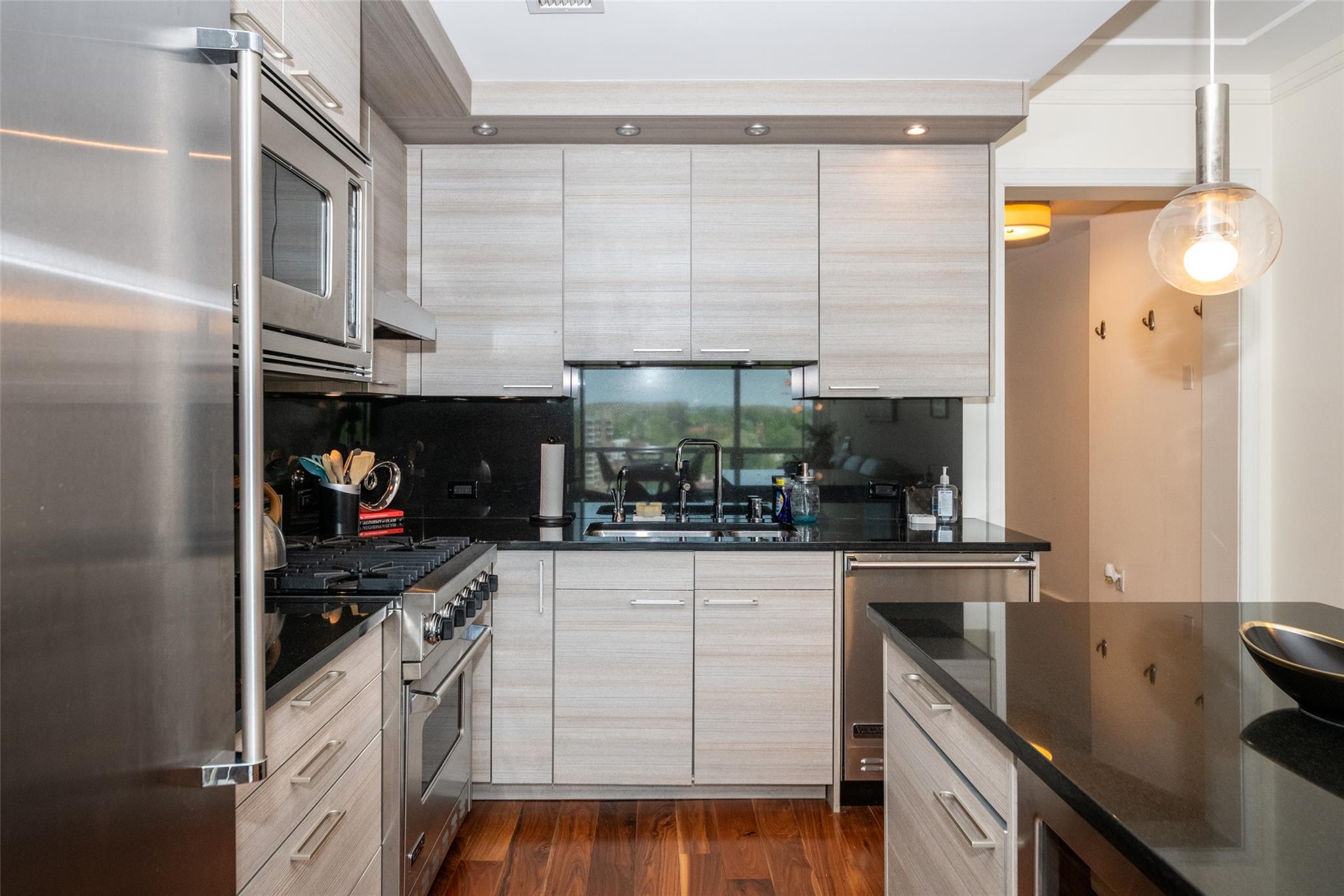 5 Renaissance Square #17B, White Plains, New York image 5
