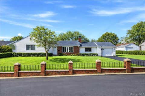 Homes For Sale - 247 Croydon Road<br/> Yonkers, NY 10710