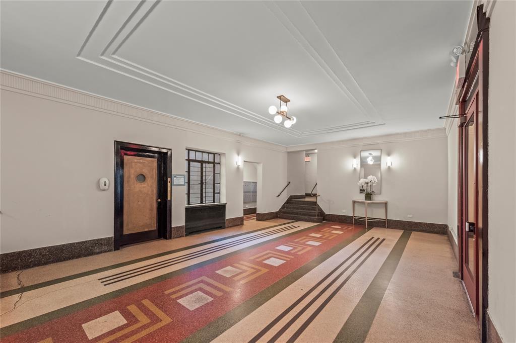 3000 Valentine Avenue 3E