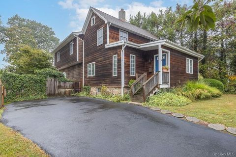 Photo of 109 S John Street, Pearl River, NY 10965 (MLS # 917795)