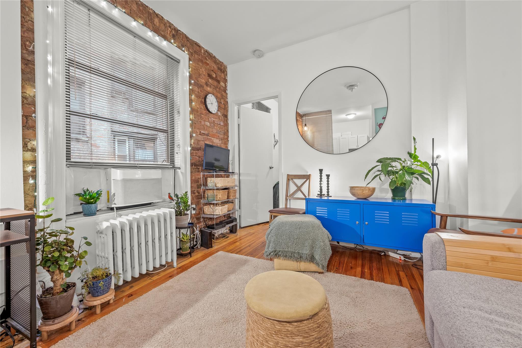 204 W 10th Street 7