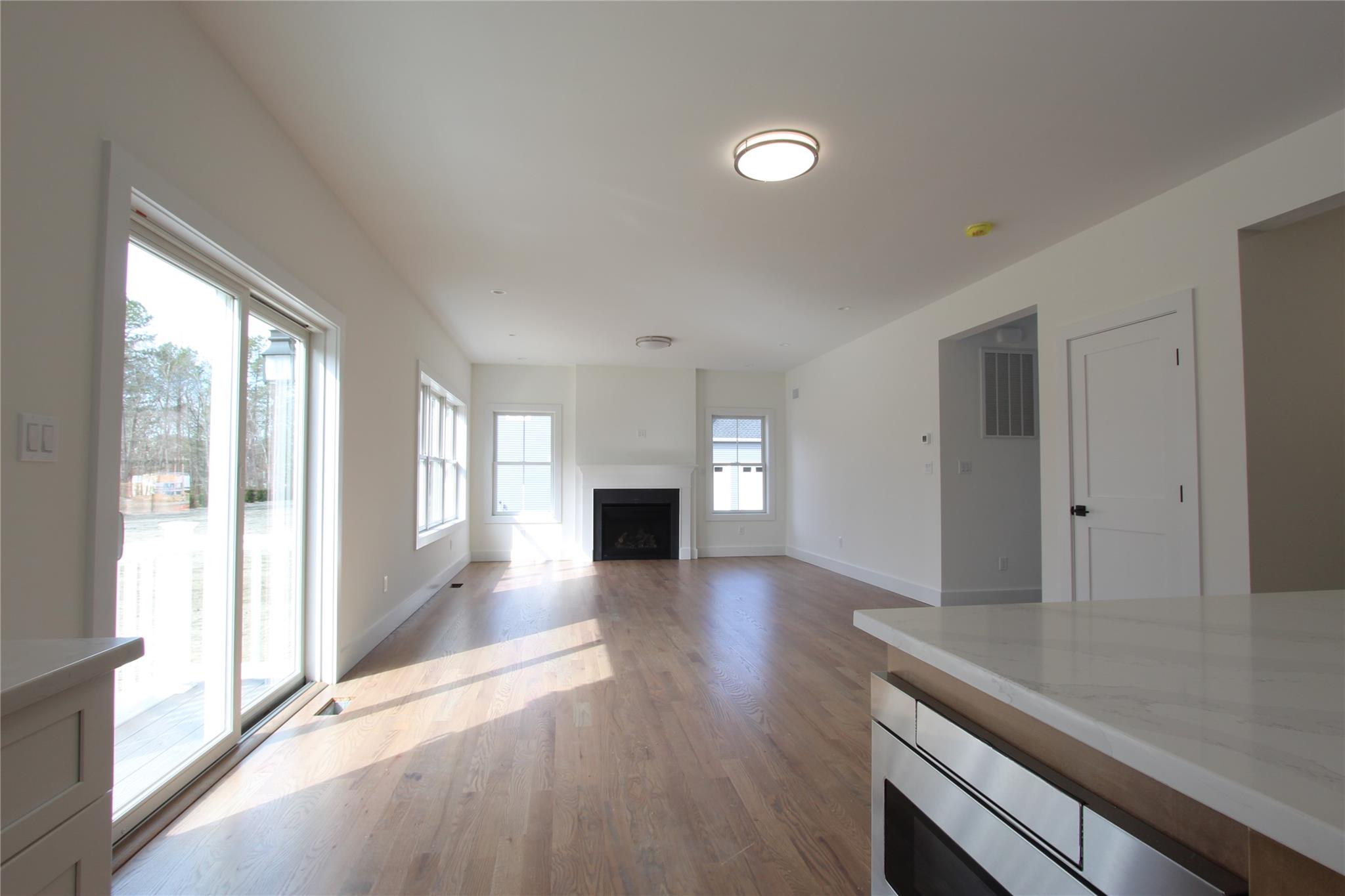 6 Colonels Path, Manorville, New York image 5