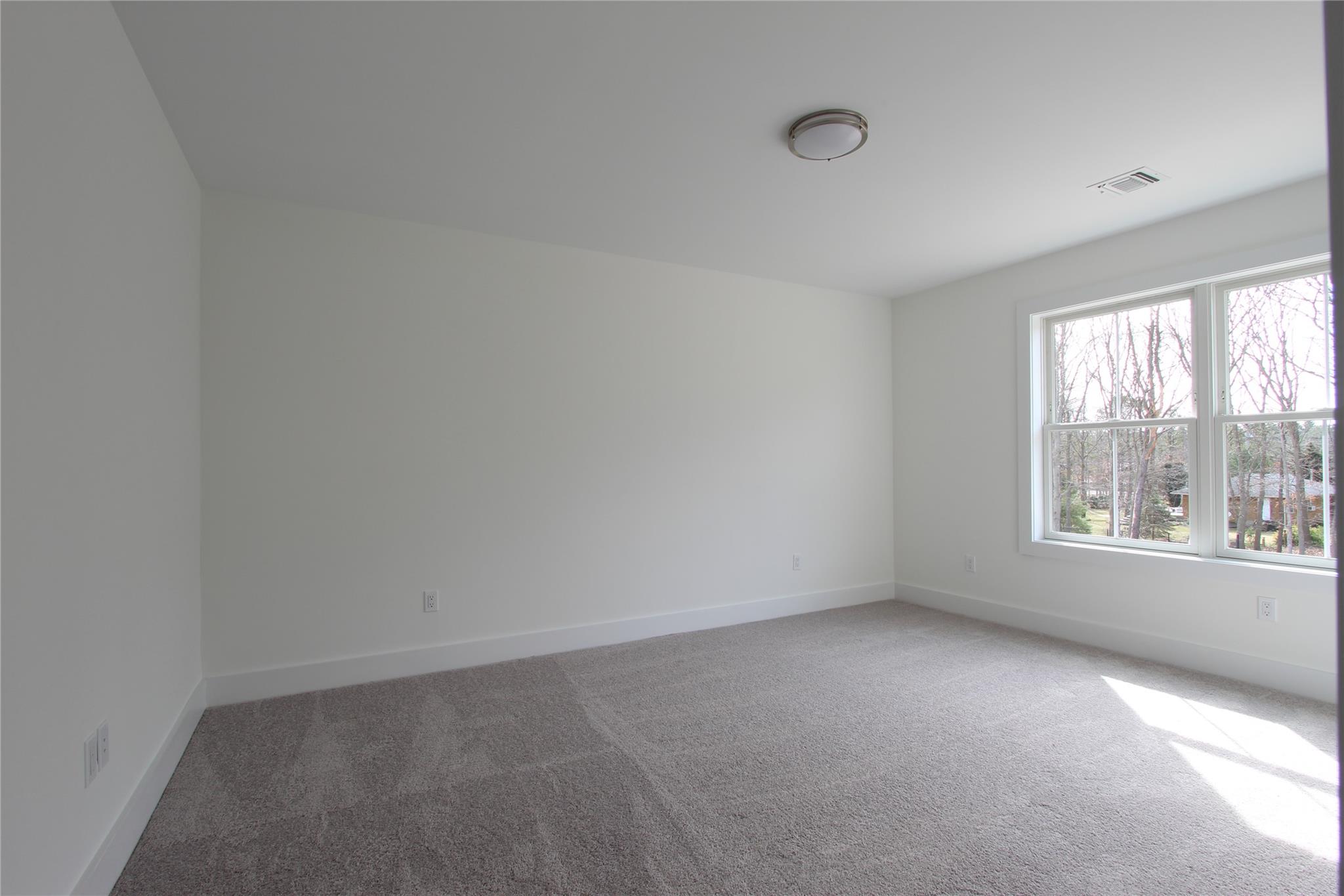 6 Colonels Path, Manorville, New York image 14
